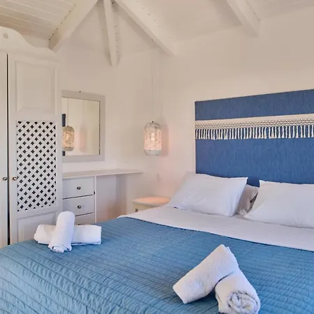 Vila Periyali With Private Pools