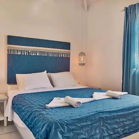 Periyali With Private Pools *