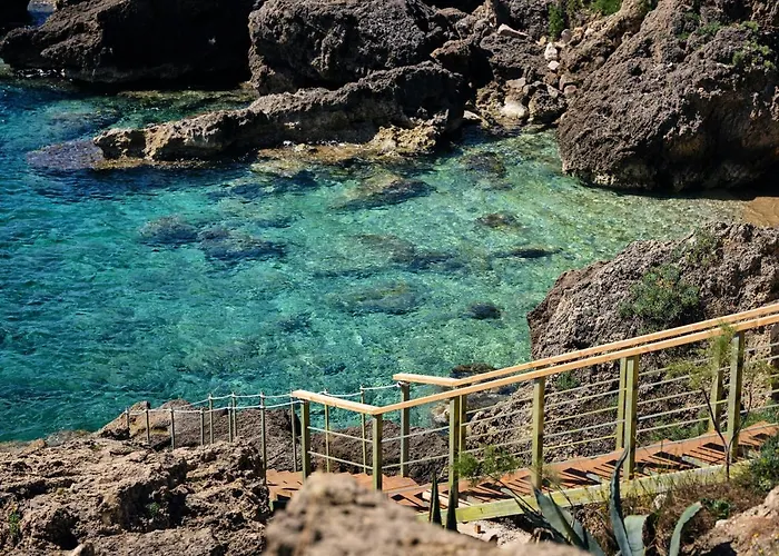 Villa Periyali With Private Pools