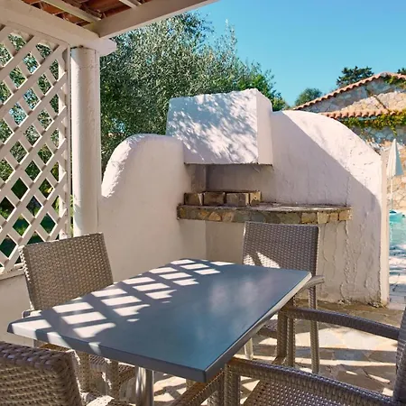 Periyali With Private Pools *