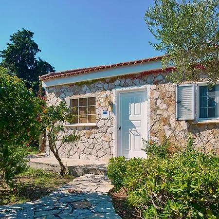 Periyali With Private Pools *