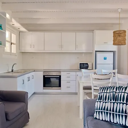 Periyali With Private Pools Vasilikí