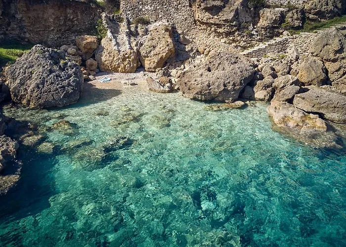 Periyali With Private Pools Vasilikí
