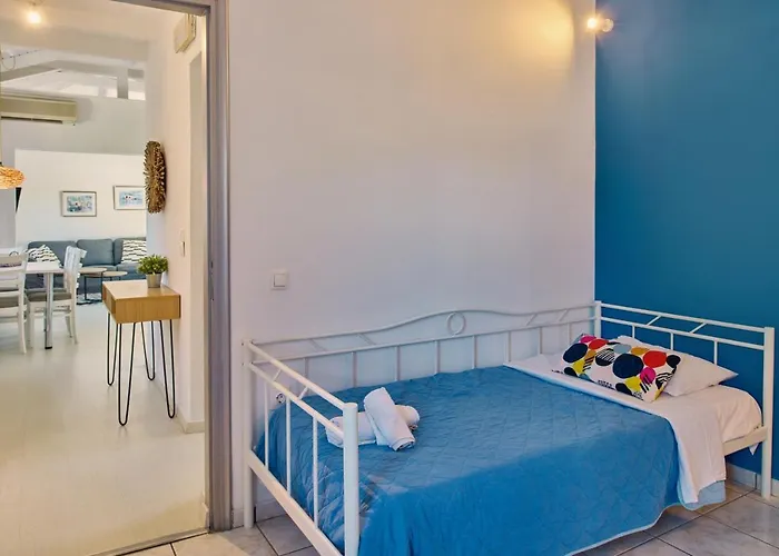 Periyali With Private Pools Vila *