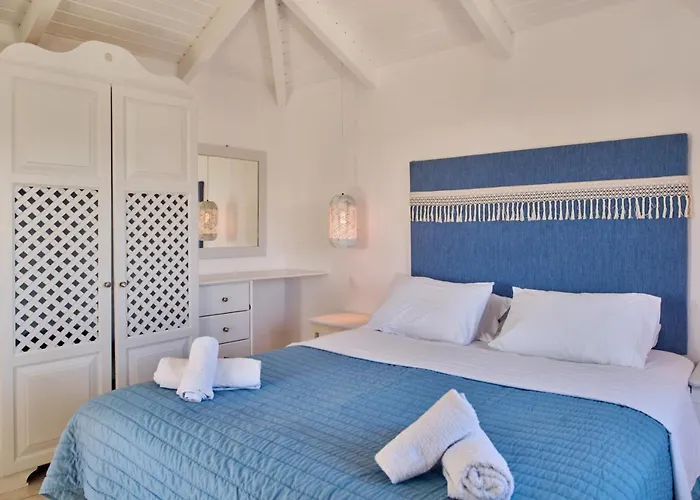 Vila Periyali With Private Pools